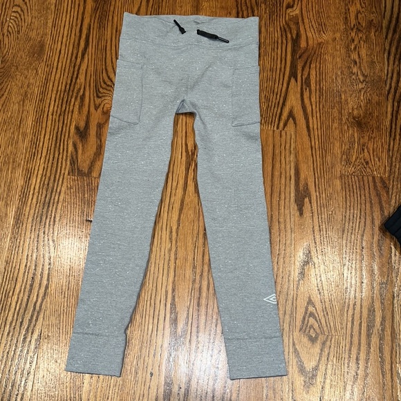 Girls Umbro and C9 bundle of leggings and fleece bottoms size 6/6x NWOT - Picture 7 of 11